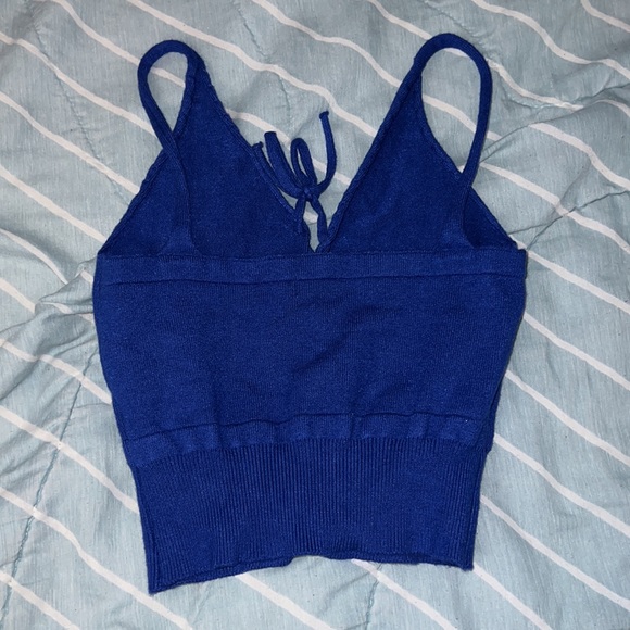 Cropped Tank - Picture 2 of 3